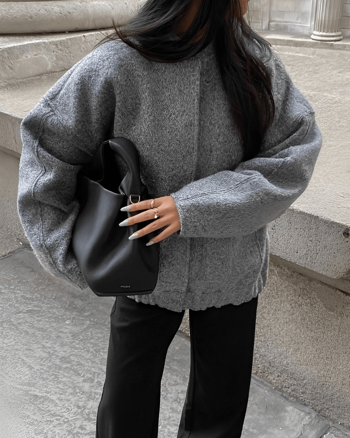 Adele | Praktische Jacke mit Seitentaschen für Damen