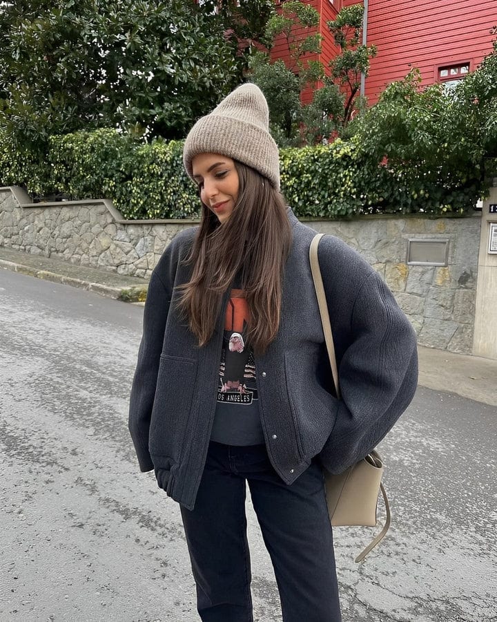 Adele | Praktische Jacke mit Seitentaschen für Damen