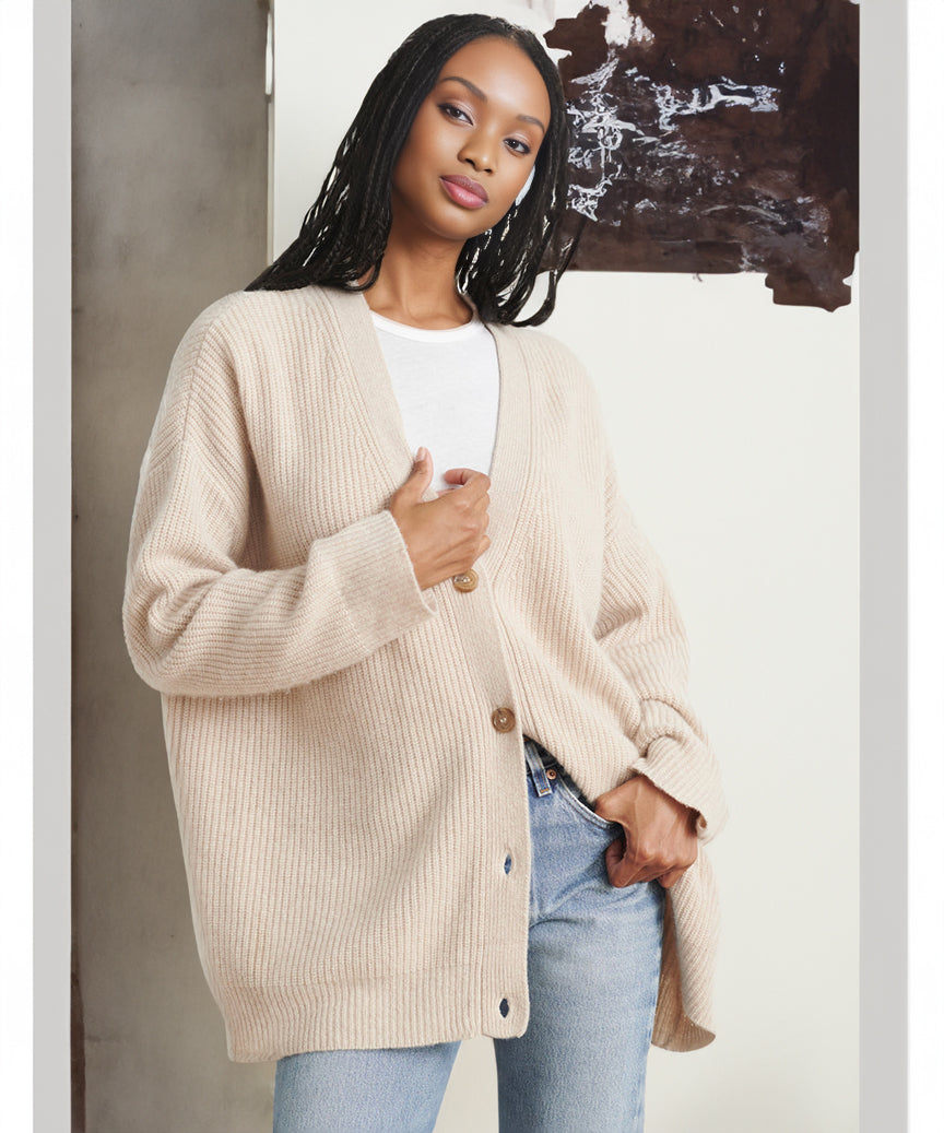 Aderyn | Gemütliche Strickjacke für Damen