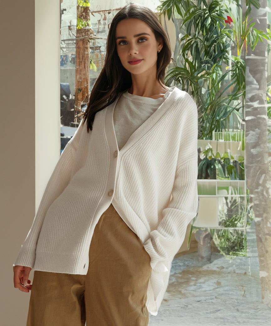 Aderyn | Gemütliche Strickjacke für Damen