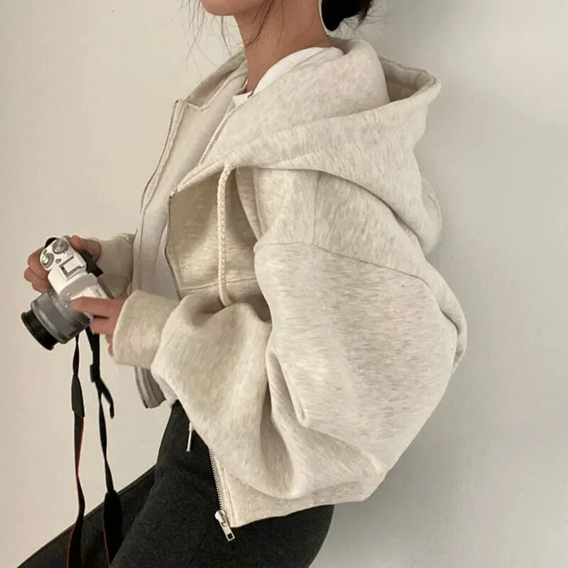 Amour | Gemütliche Zip-Up Kapuzenjacke für Damen