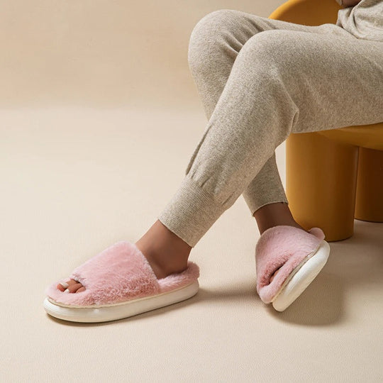 Bassiana | Weiche Peep-Toe Hausschuhe für Damen