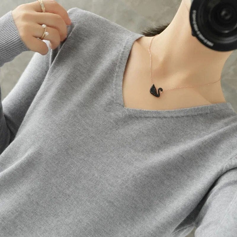 Beatrixe | Stilvoller V-Ausschnitt-Pullover für Damen