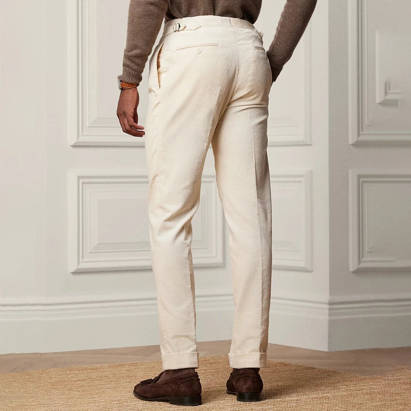Bequeme gerade geschnittene Hose für Damen