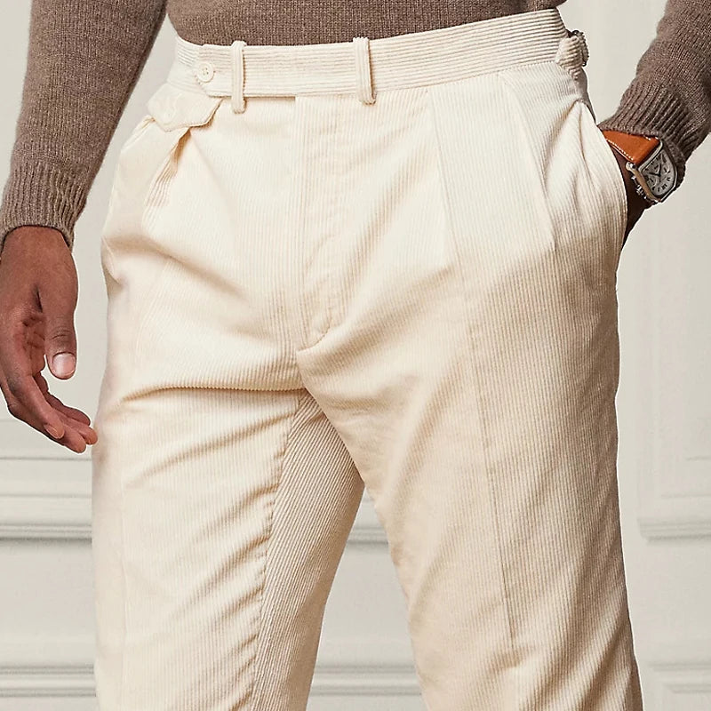 Bequeme gerade geschnittene Hose für Damen