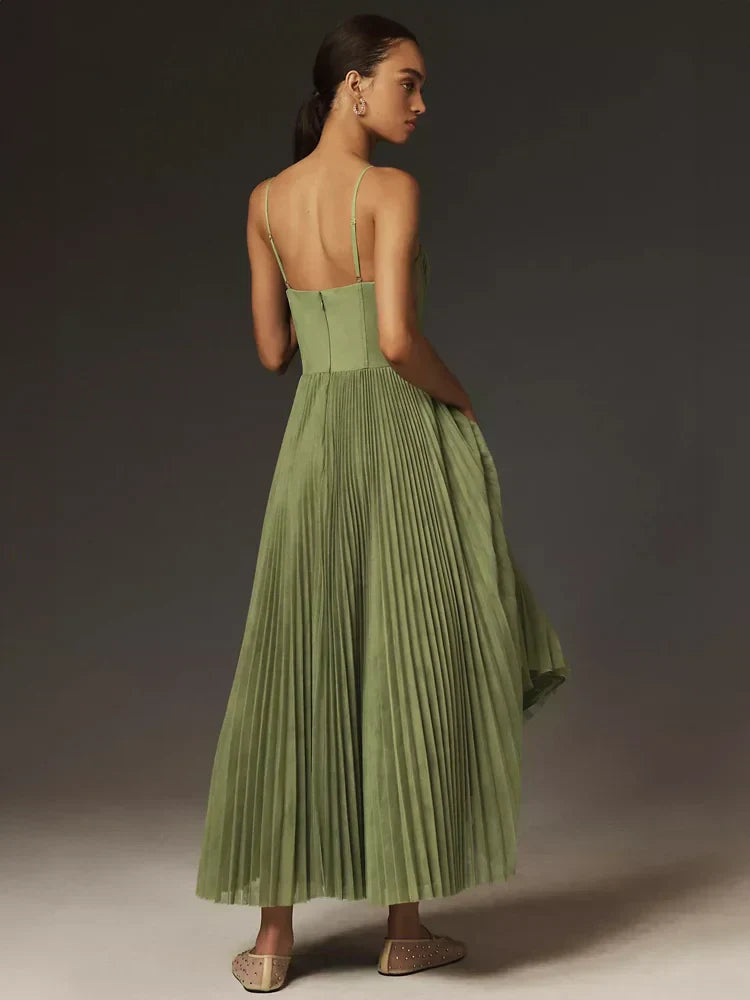 Elegantes Damenkleid mit schmalen Trägern für Damen