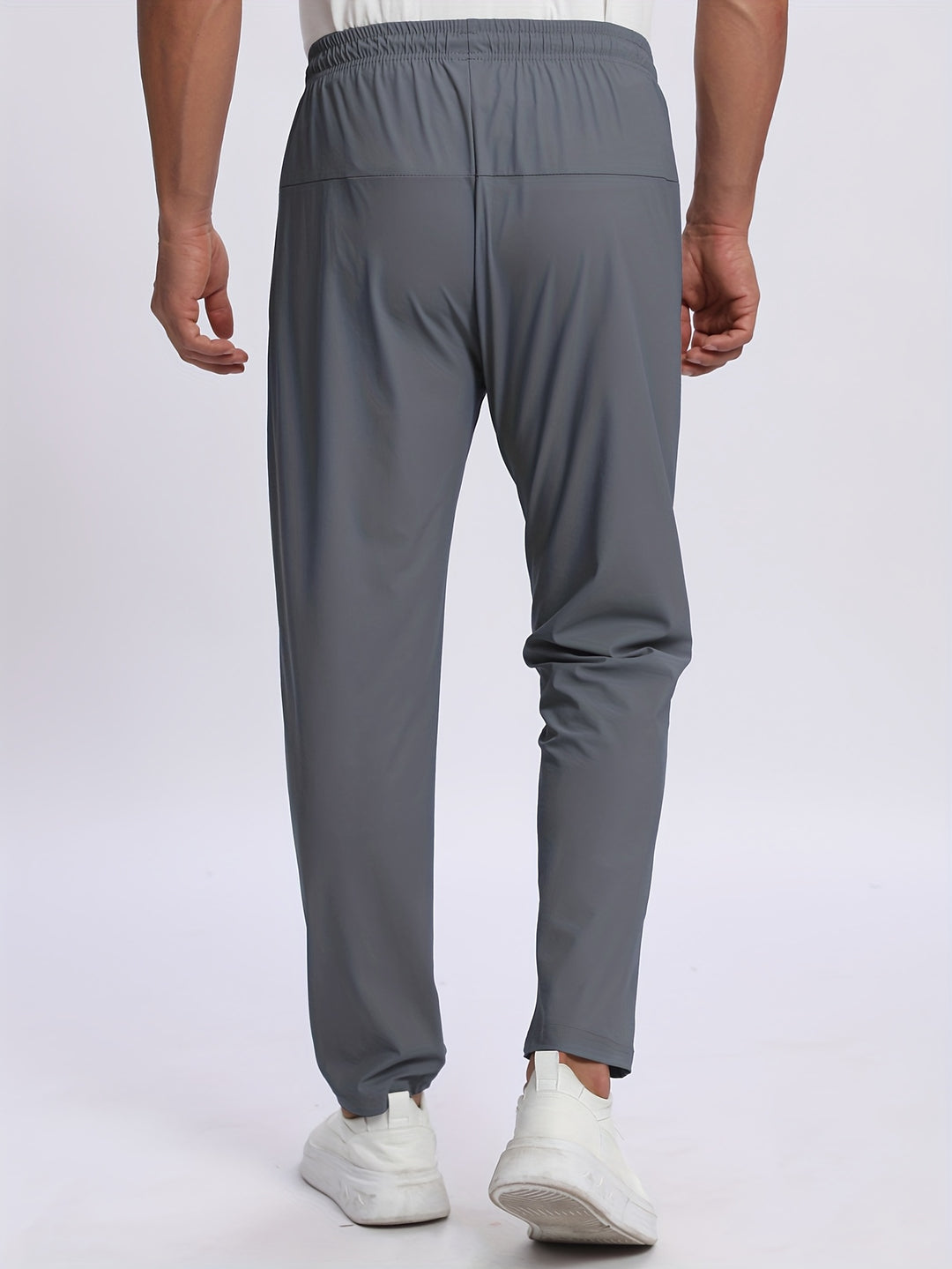 Joggers aus atmungsaktivem Stretchmaterial für Männer
