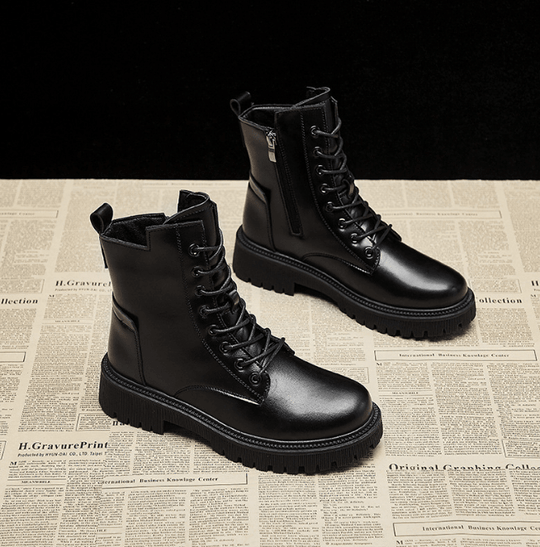 Hochgeschnittene Stiefel für Damen
