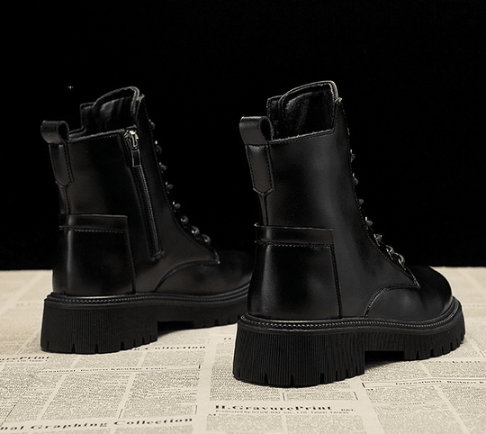Hochgeschnittene Stiefel für Damen