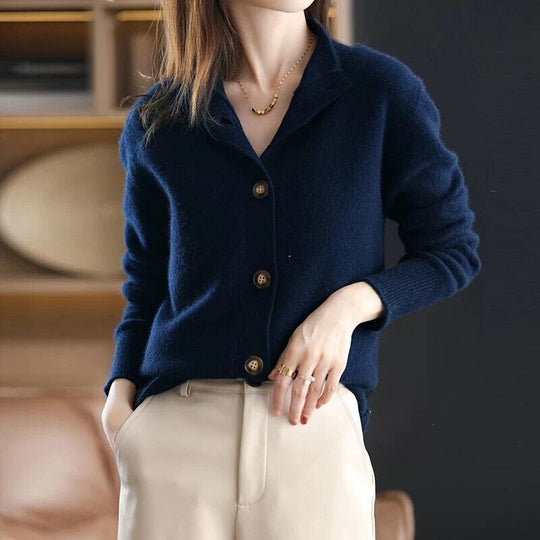 Klassische Strickjacke für Damen im Zeitlosen Stil
