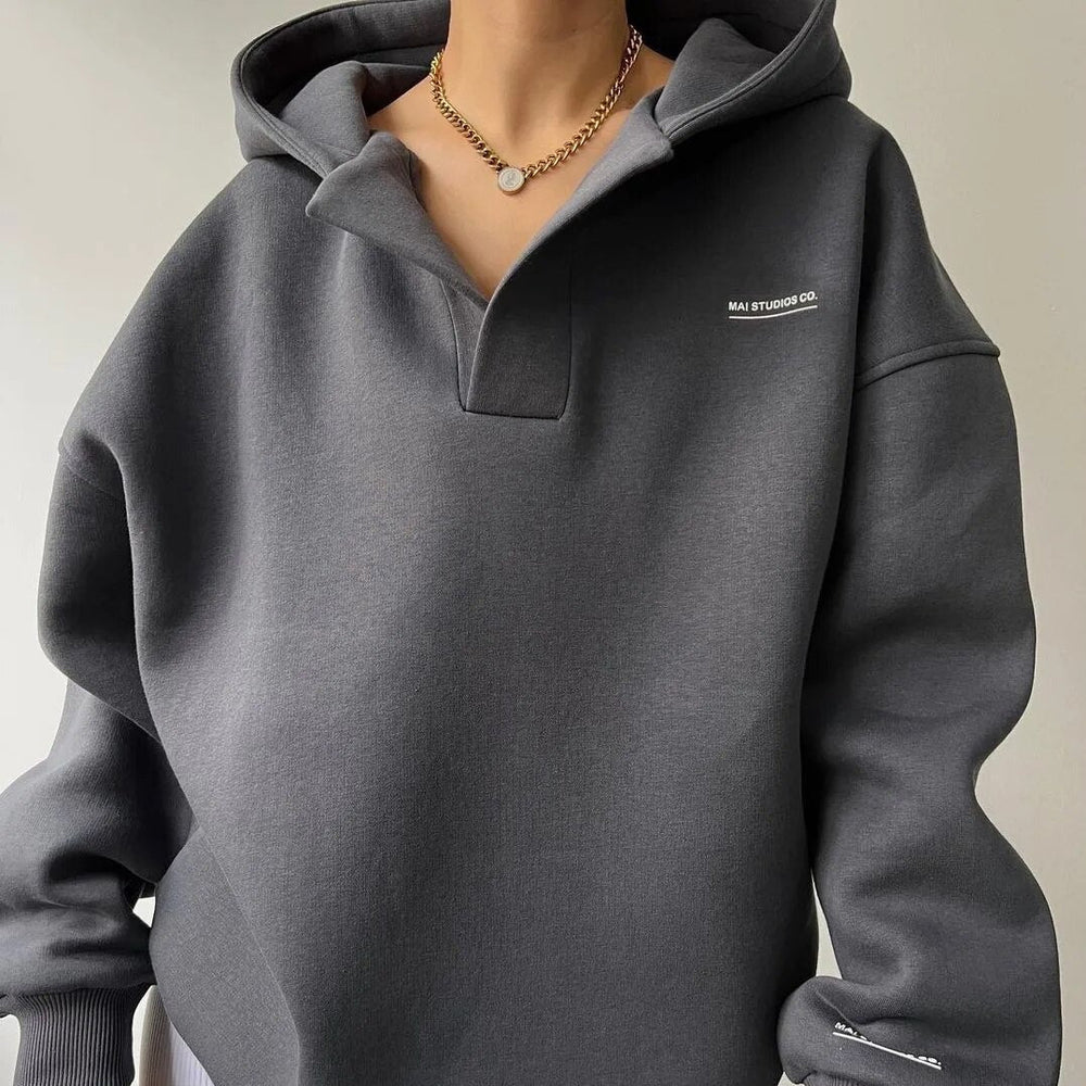 Lässiger Kapuzenpullover für Damen im modernen Stil