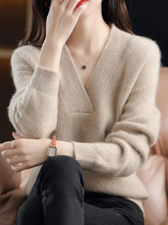 Bastet | Bequemer V-Ausschnitt Strickpullover für Damen