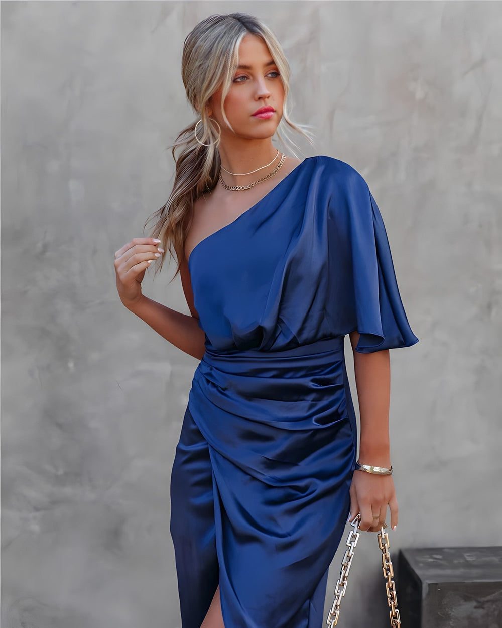 Seidenkleid mit elegantem Design für Damen
