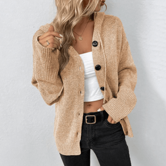 Strickjacke für Damen mit Knopf für kalte Tage