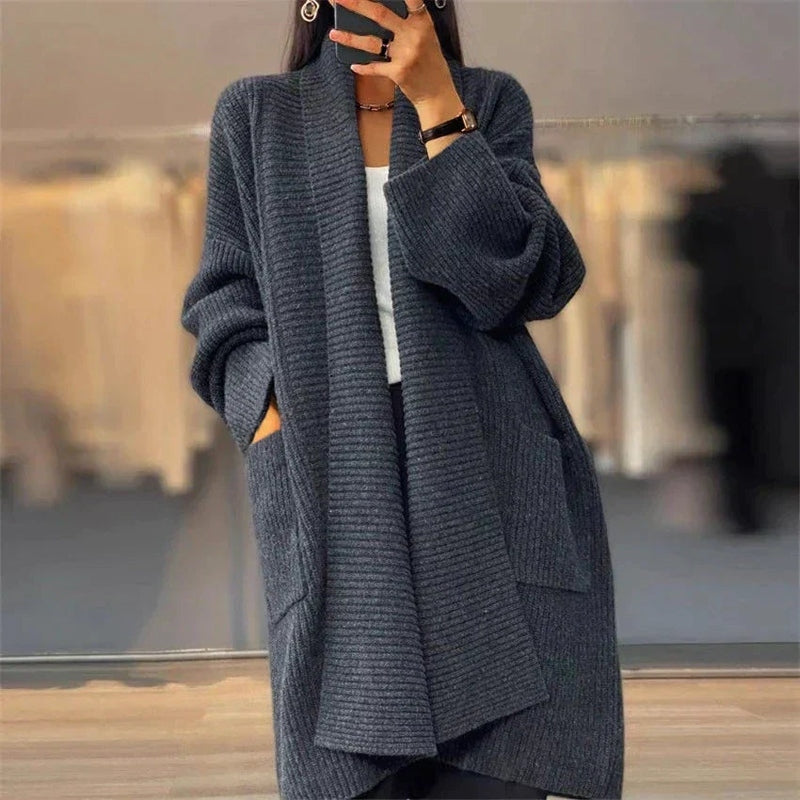 Strickjacke für Damen mit flexibler Passform